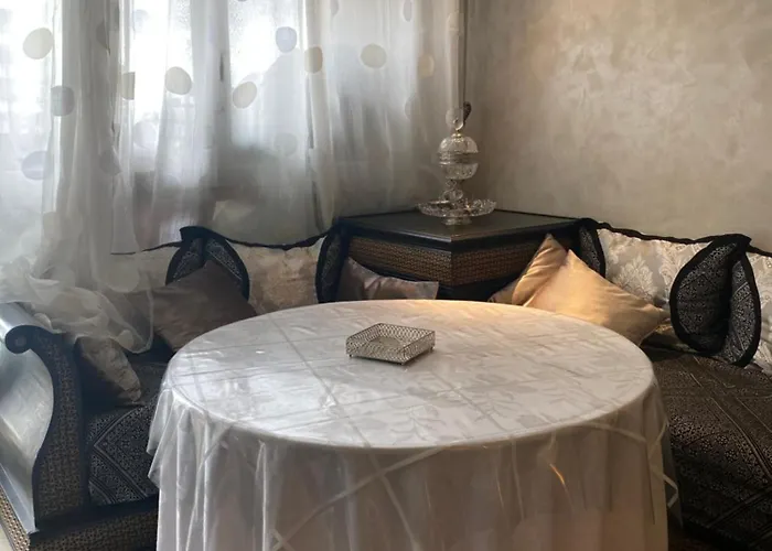 Cosy Centre Montmartre * Париж