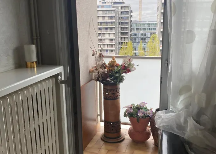 Апартаменты Cosy Centre Montmartre Париж